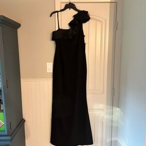 Jessica Howard Black Asymmetrical One-Shoulder Gown